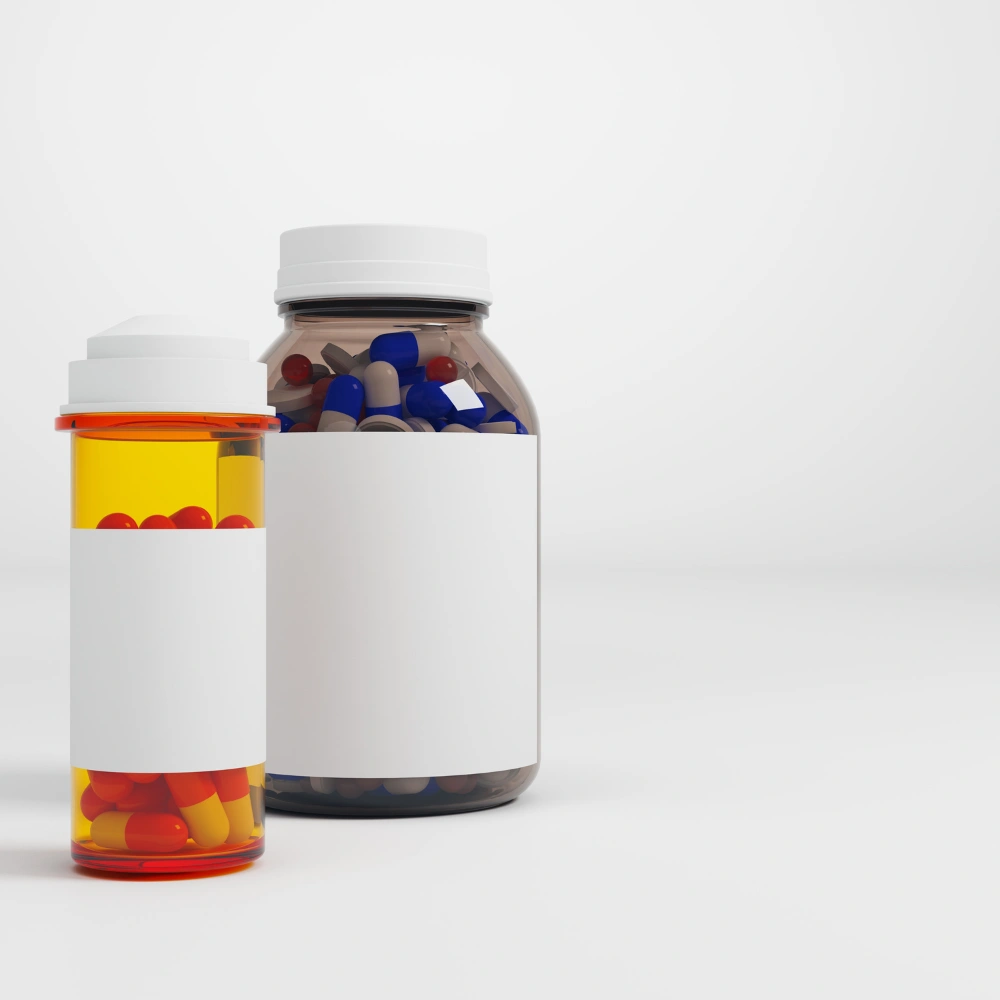 amber plastic pill bottles