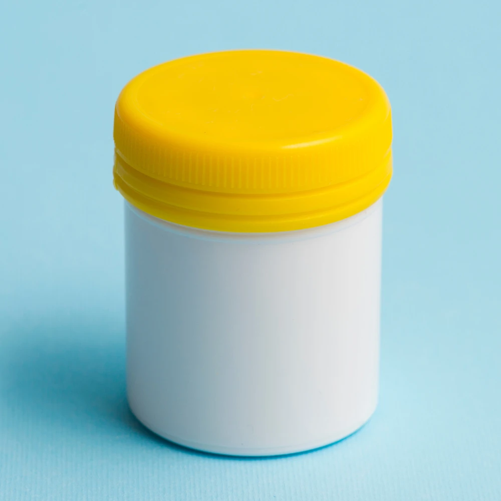 clear round plastic containers