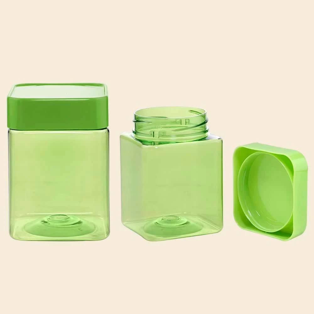 clear square plastic containers