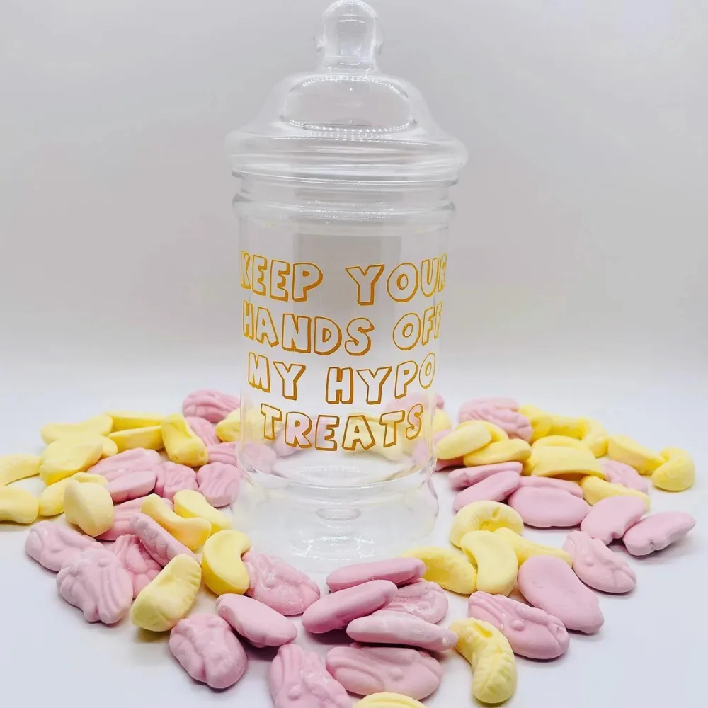 custom plastic treat jars packaging