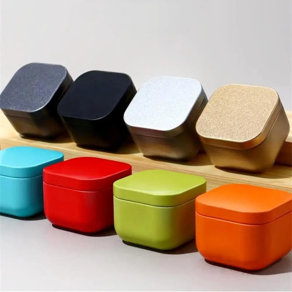 square plastic jars with lids